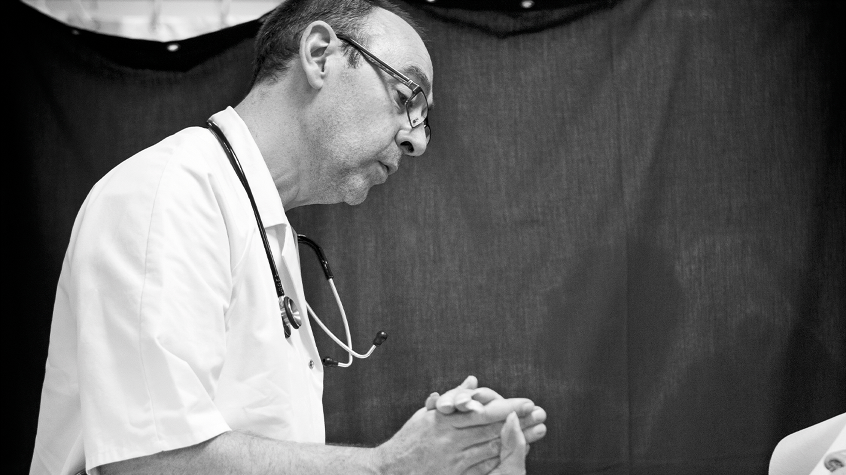 Gallery image showcasing ACTICOAT Surgeron